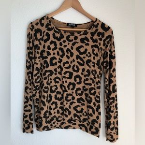 Leopard print sweatshirt